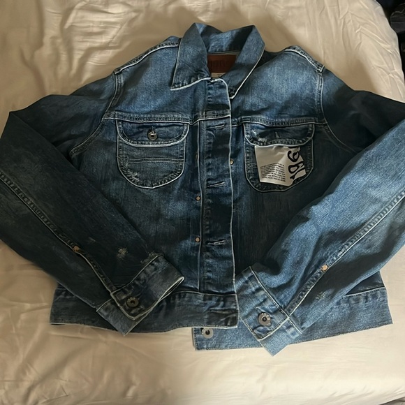 GAP 1969 denim jacket, NWT SIZE large - Picture 1 of 5